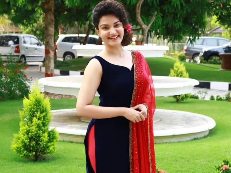 Honey rose old photo